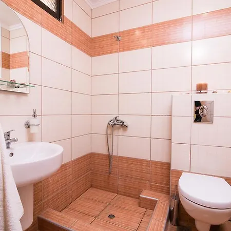 Oasis Szálloda *