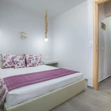 Oasis فندق يميناريا